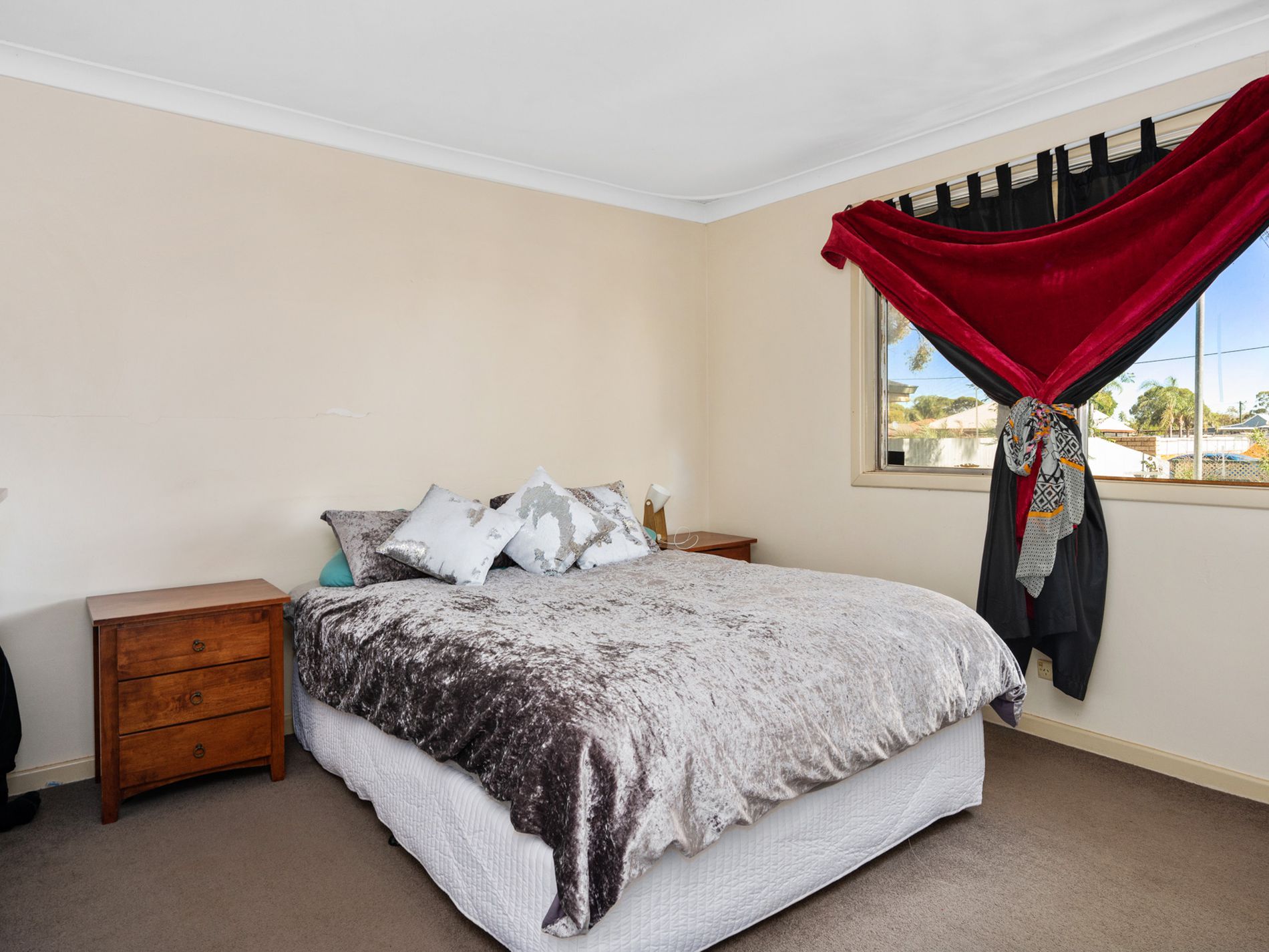 131 Bourke Street, Piccadilly