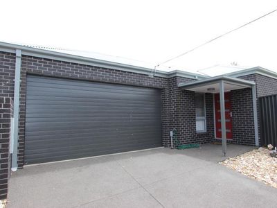 2 / 96 Calvert Street, Hamlyn Heights