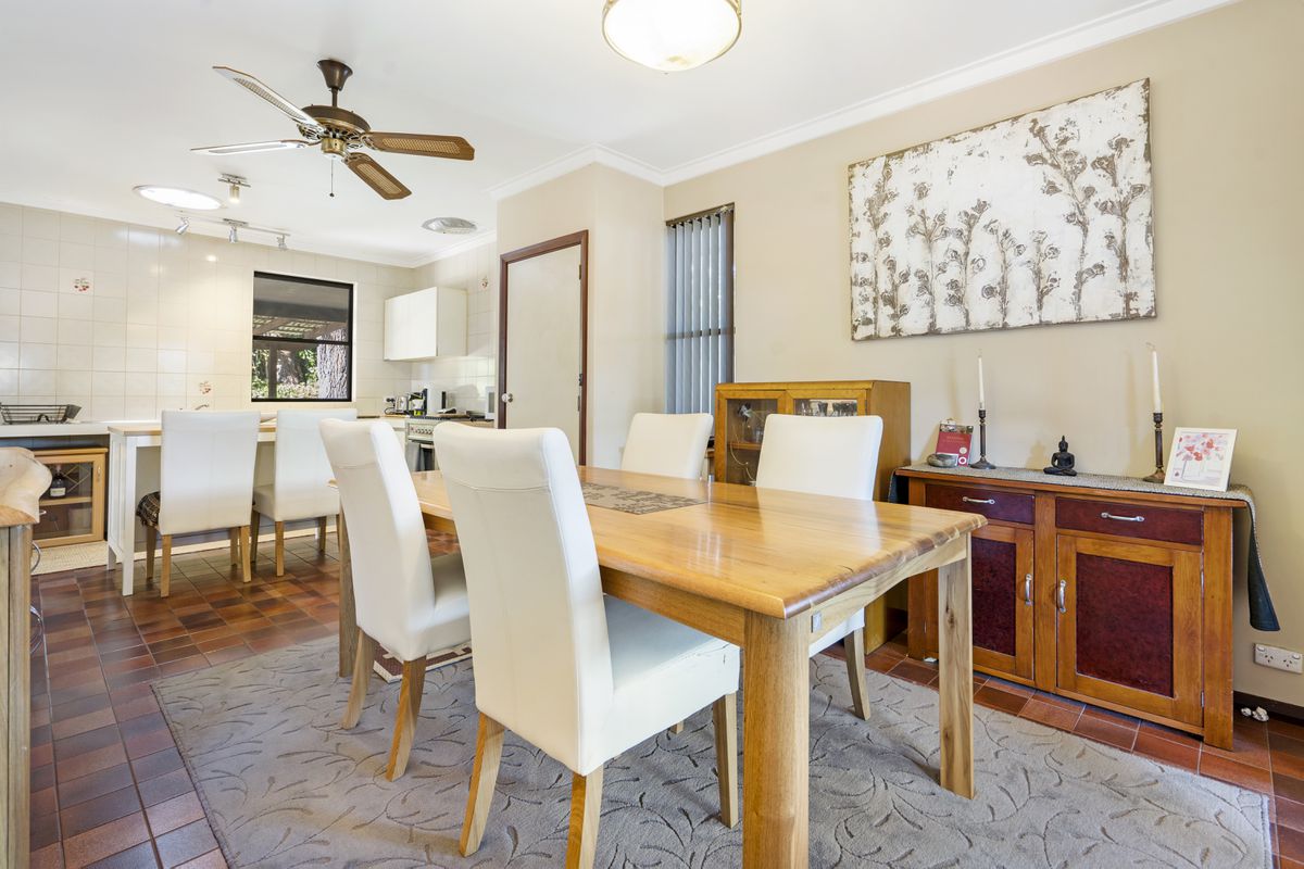 6 Reserve Close, Greenwood