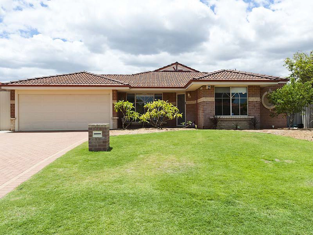27 St Ettiene Gardens, Port Kennedy Cutten & Co Real Estate