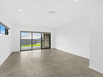 47 Raleigh Street, Albion Park