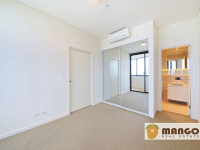 702 / 11 Wentworth Place, Wentworth Point