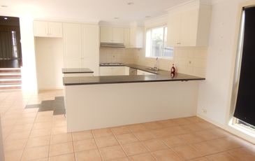 126  Earlsfield Dr, Berwick