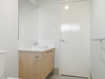 27 Danbulla Avenue, Bushmead