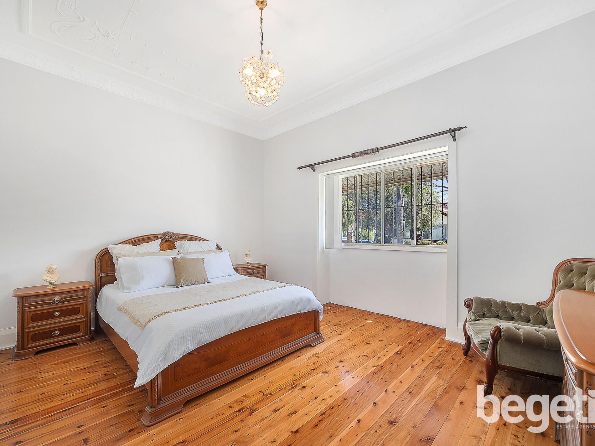 11 Earle Avenue, Ashfield