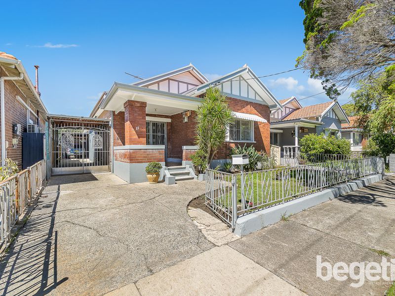 11 Earle Avenue, Ashfield