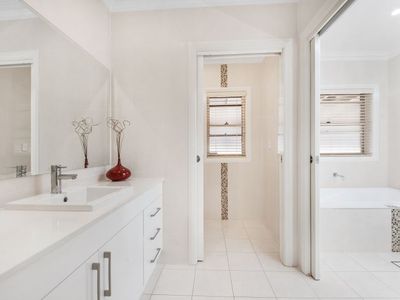 37 Red Gum Drive, Ulladulla