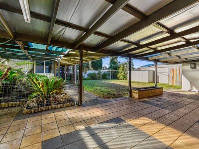25 English Drive, Millicent