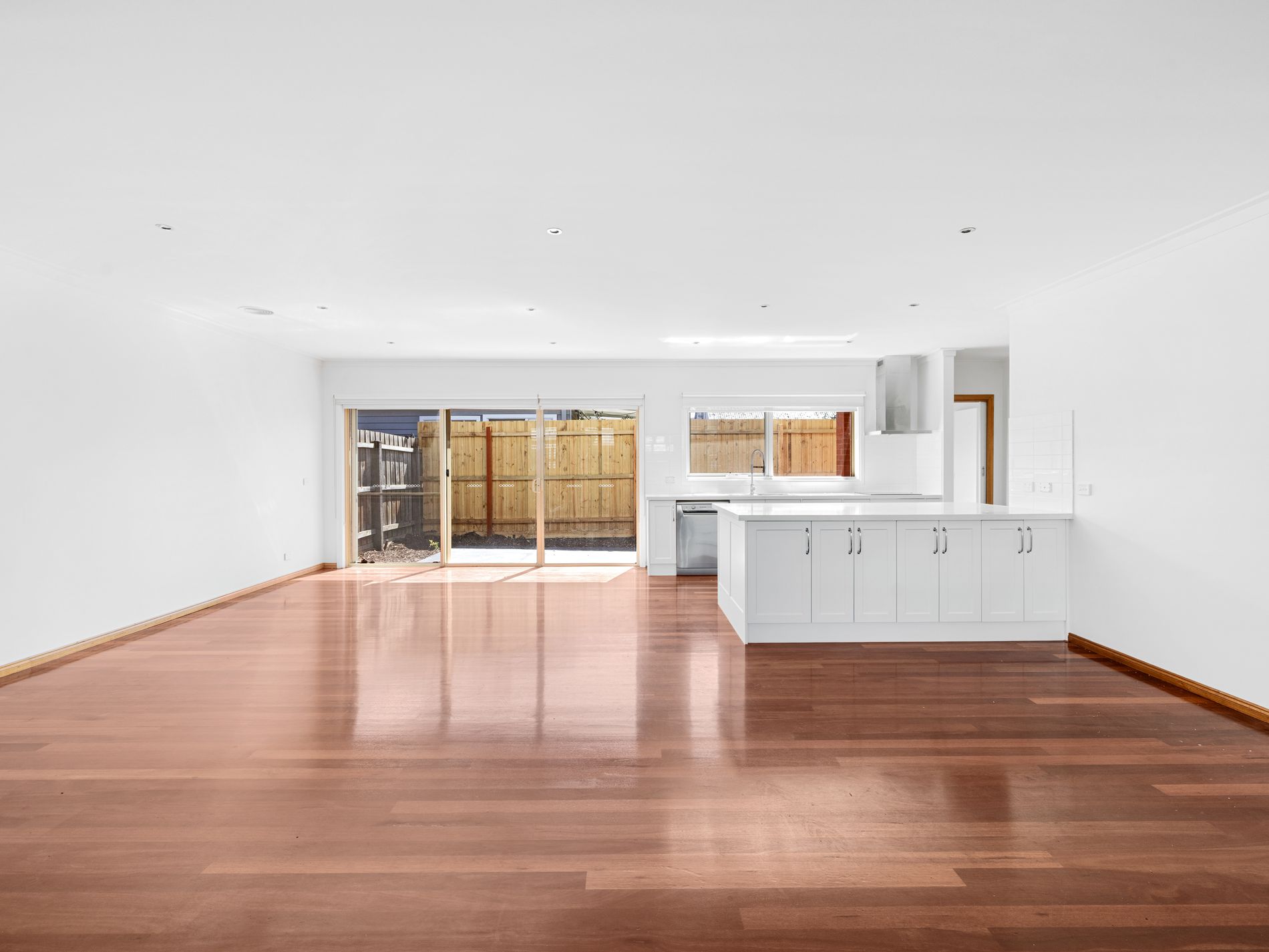 74 Margaret Street, Newport