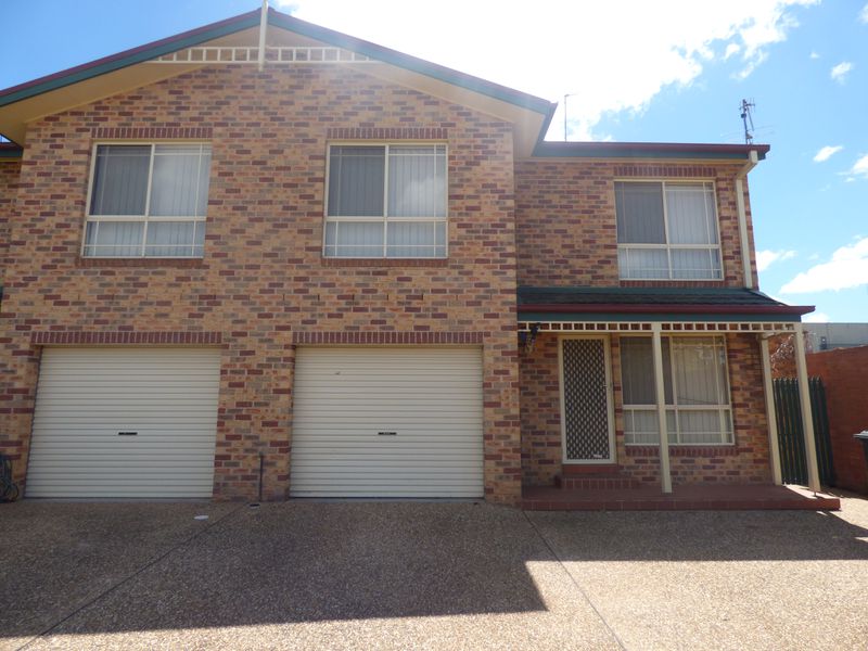 1 / 185 Yambil Street, Griffith