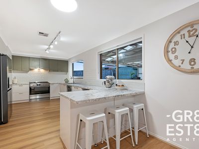 19 Frederick Rise, Narre Warren South