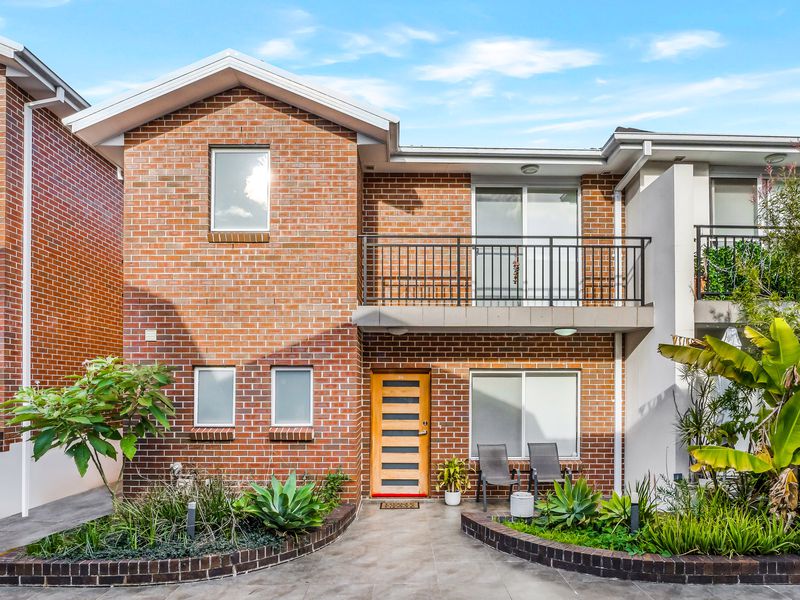 34 / 10 Old Glenfield Road, Casula