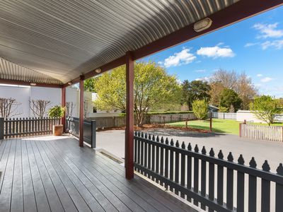 61 Bay Road, Mount Gambier