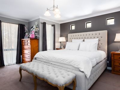 39 Smythe Drive, Broadwood