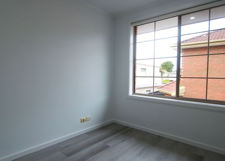 1 / 48-50 Kanooka Grove, Clayton