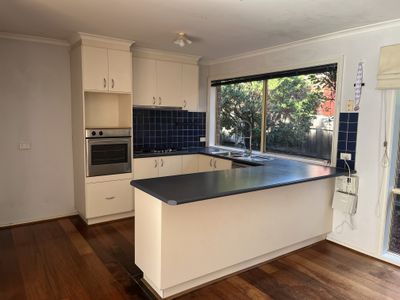 7 Conquest Drive, Werribee