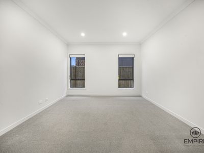 25 Fiorin Street, Clyde North