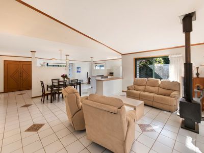 8 Lowe Court, Tewantin