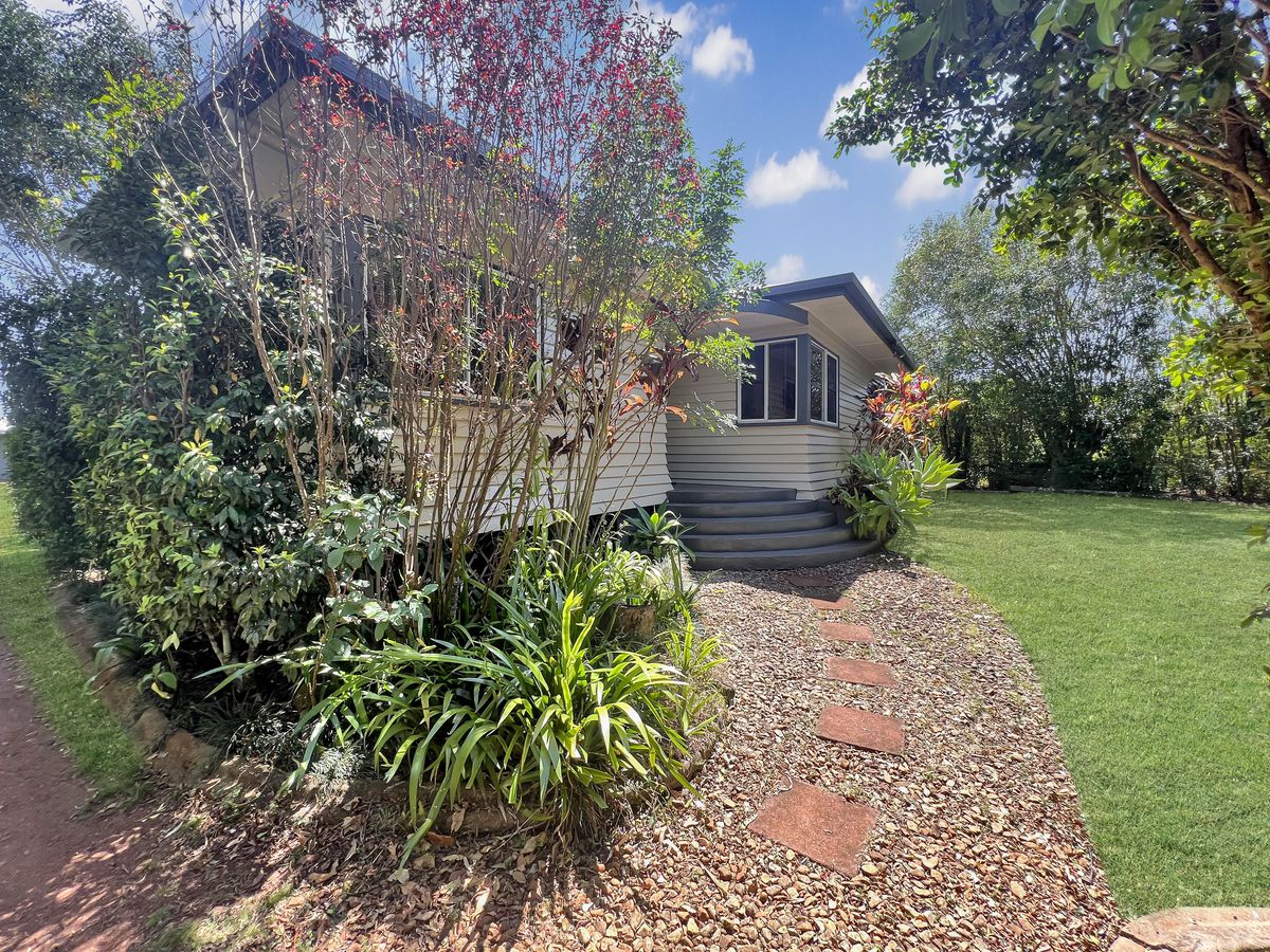 16 Irvine Street, Kairi