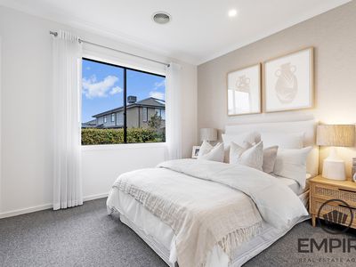 45 Centenary Boulevard, Officer South