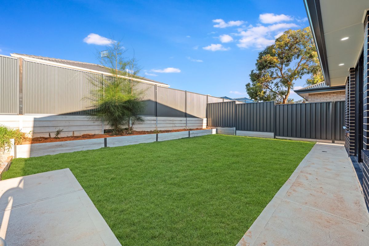 5 Raylene Court, Blakeview