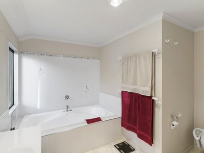 22 Beach Road, Te Atatu Peninsula