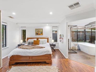 10 Emander Drive, Dianella