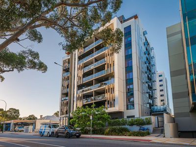 107 / 172 Railway Parade, West Leederville
