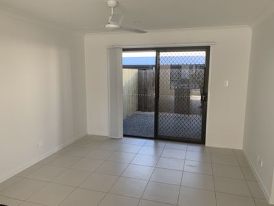 1 / 8 Hope Street, Griffin