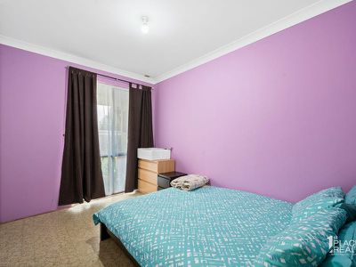 5 Simmons Loop, Parmelia