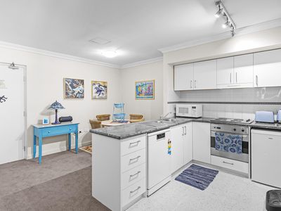 605 / 112 Mounts Bay Road, Perth