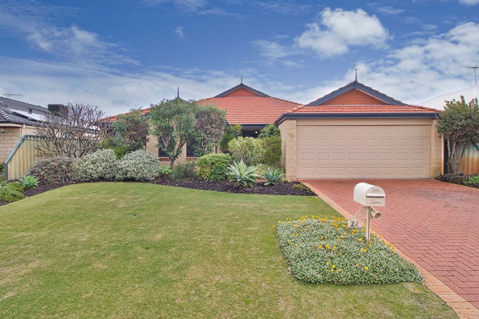 22 Achiever Avenue , Port Kennedy