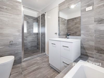 13 Cairns Road, Hampton Park