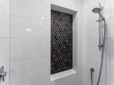 12B Parr Terrace, Castor Bay