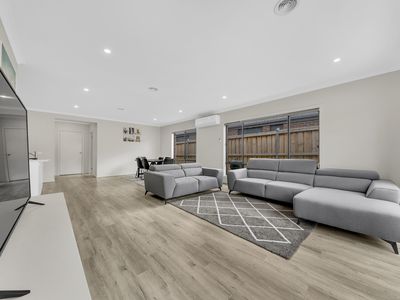60 Cloudburst Avenue, Wyndham Vale