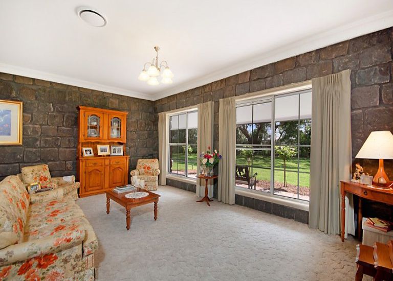 135 Heath Road, Portland