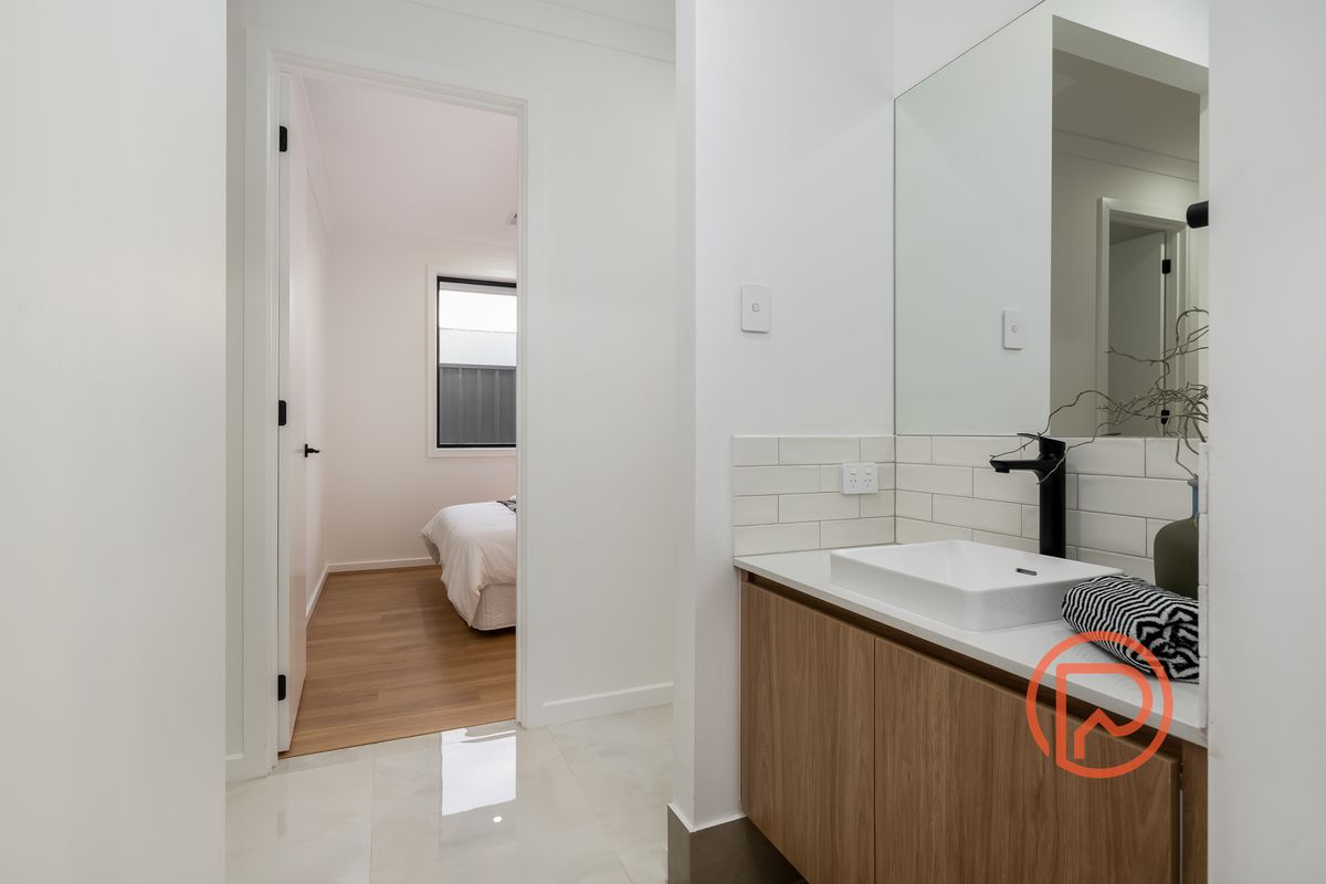 7 RAGLESS STREET, Munno Para West