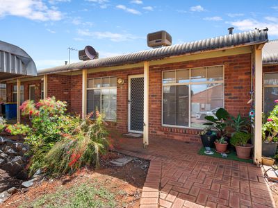 25 / 4 Ochiltree Street, Somerville