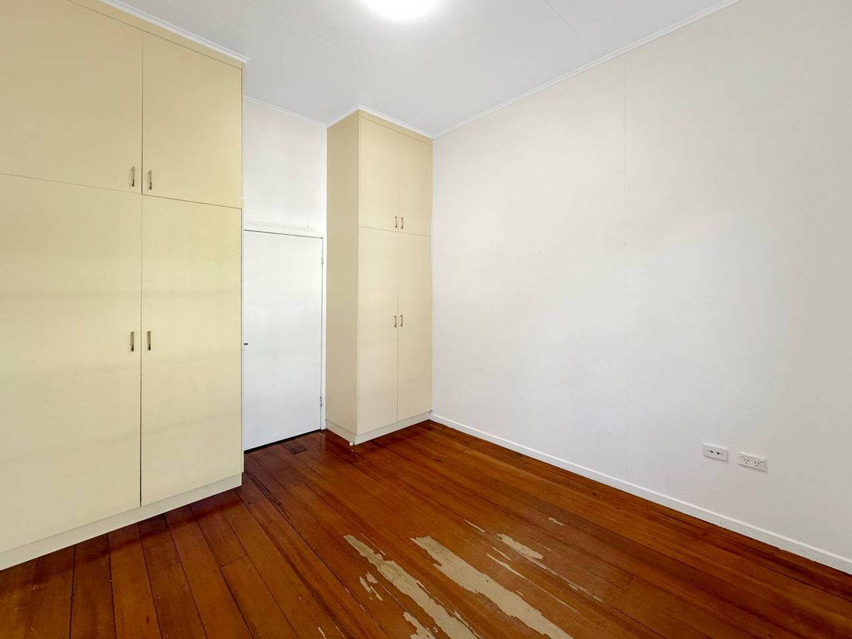 27 BEATRICE STREET, Atherton
