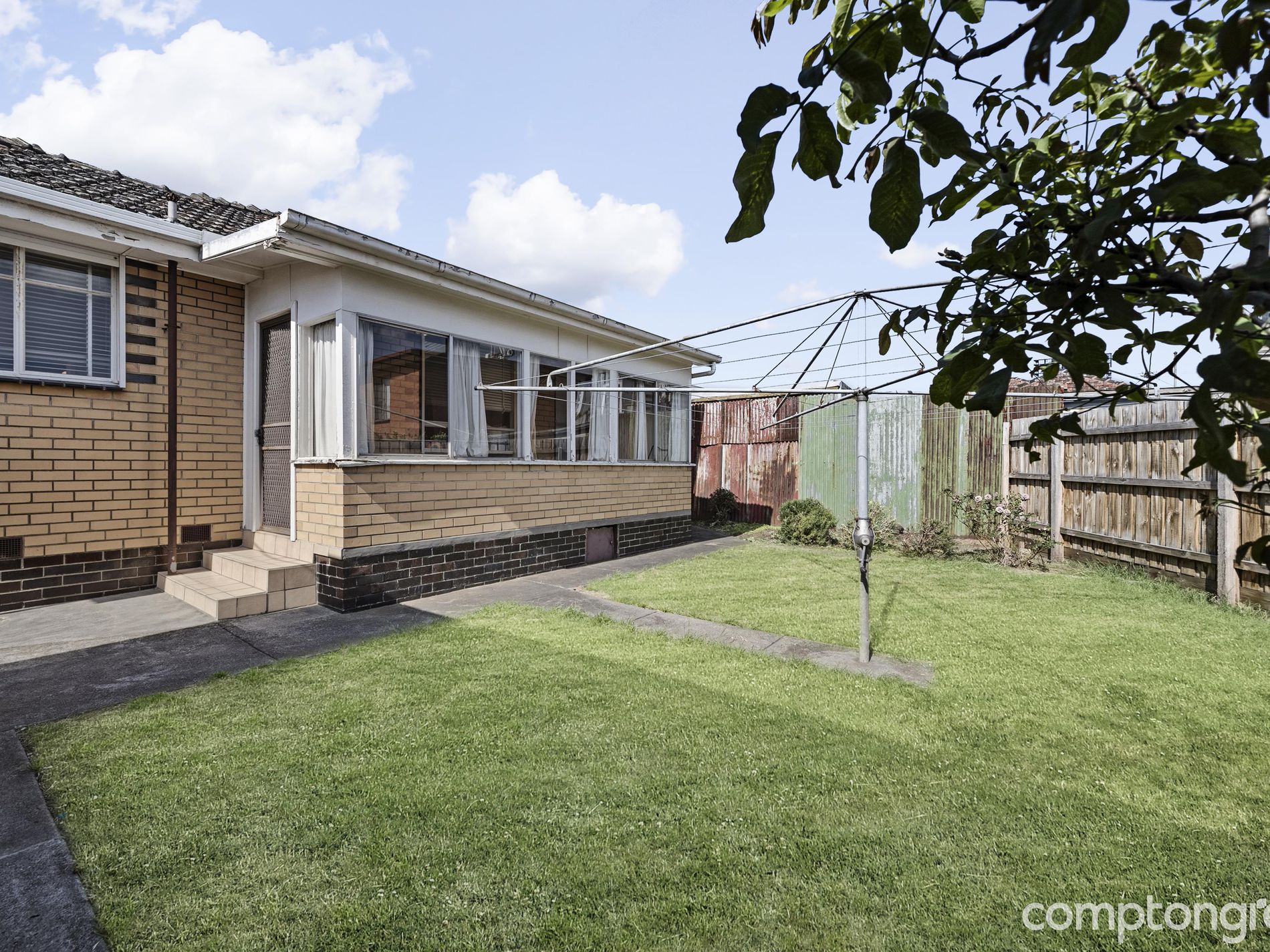 19-21 Donald Street, Footscray
