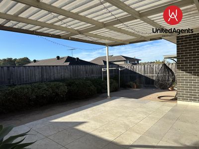 36 Rosebank Avenue, Elizabeth Hills