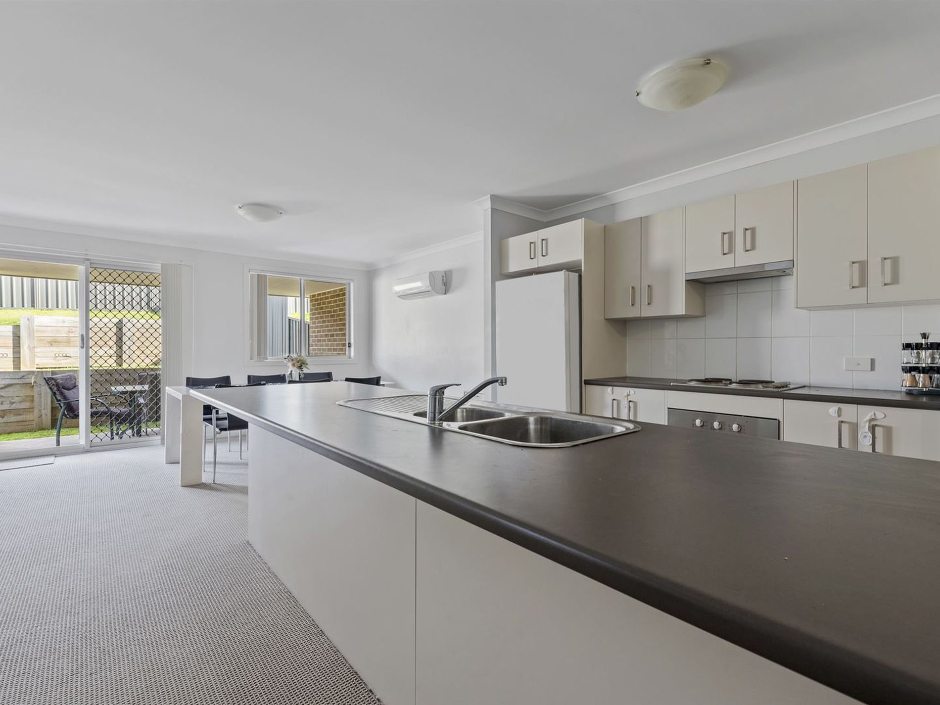 20 & 20a Bolwarra Avenue, Ulladulla