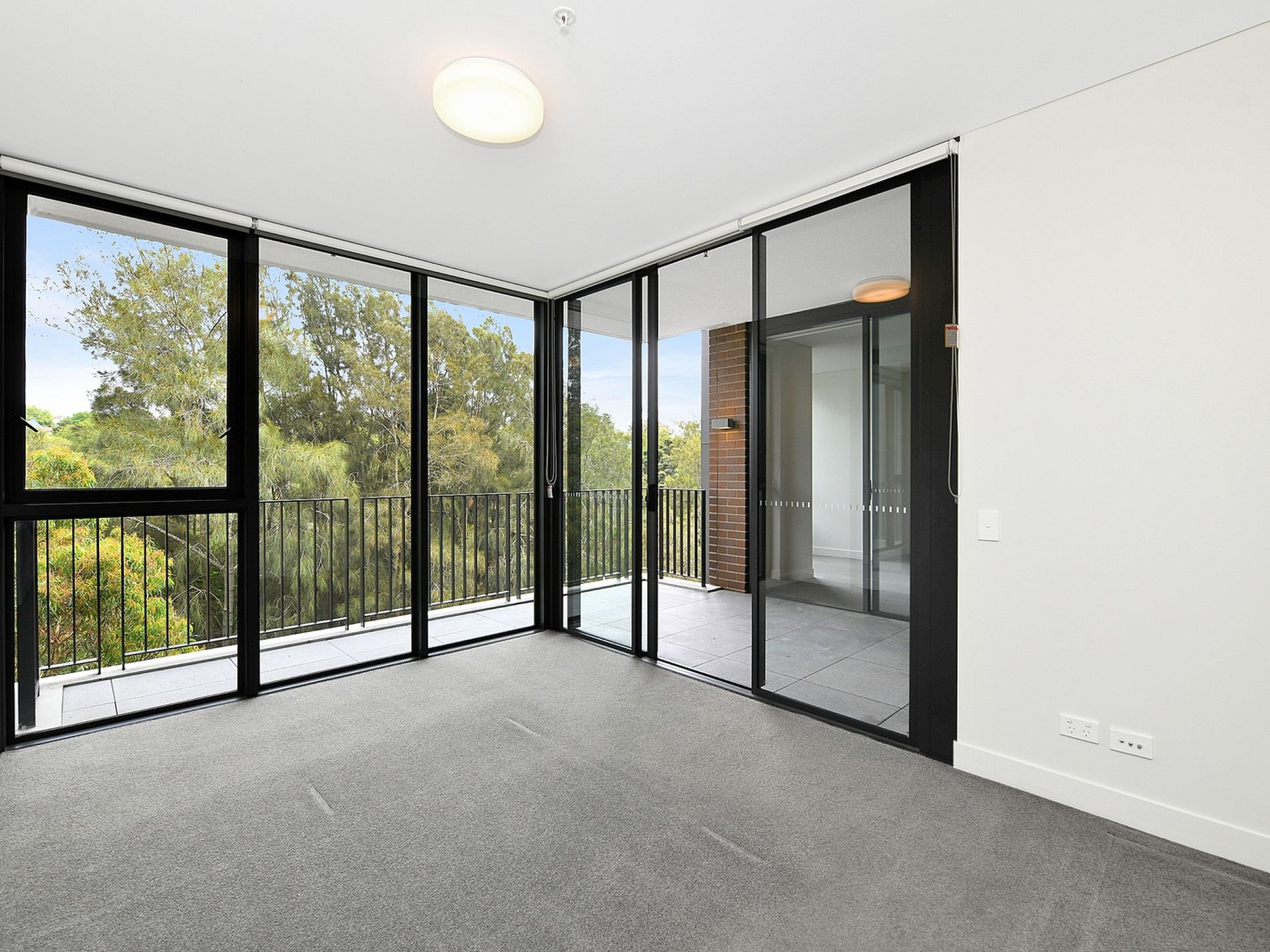 316 / 1A The Crescent, Forest Lodge