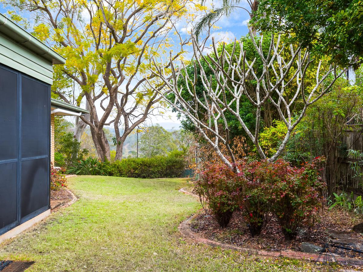 55 Kenmore Road, Kenmore 4069 Real Estate