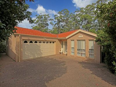 9 Combe Drive, Mollymook