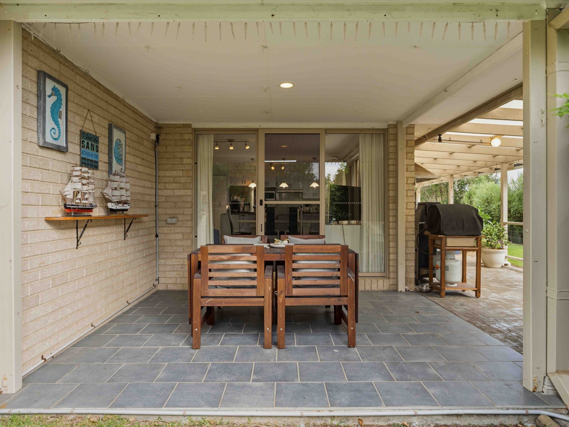 6 Poplar Street, Bendalong