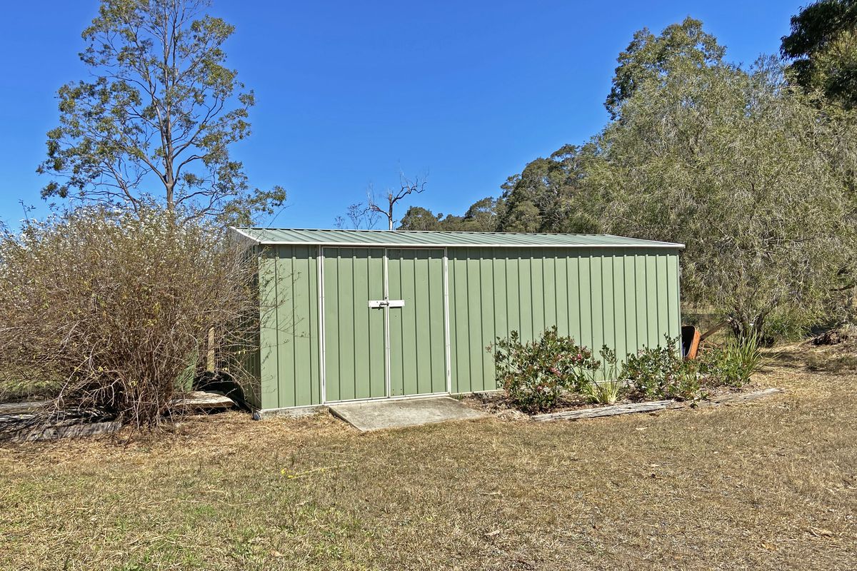 6920 The Bucketts Way, Taree South