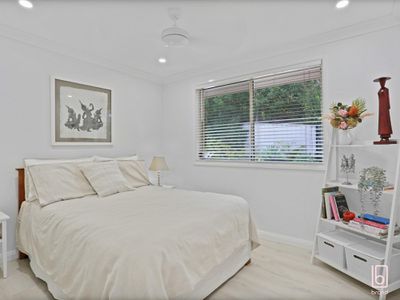 9 Murchison Close, Blue Haven