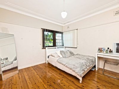 3 Maclaurin Street, East Hills