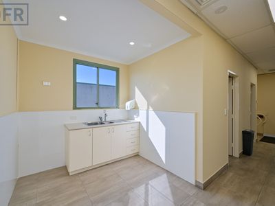49 Howson Way, Bibra Lake